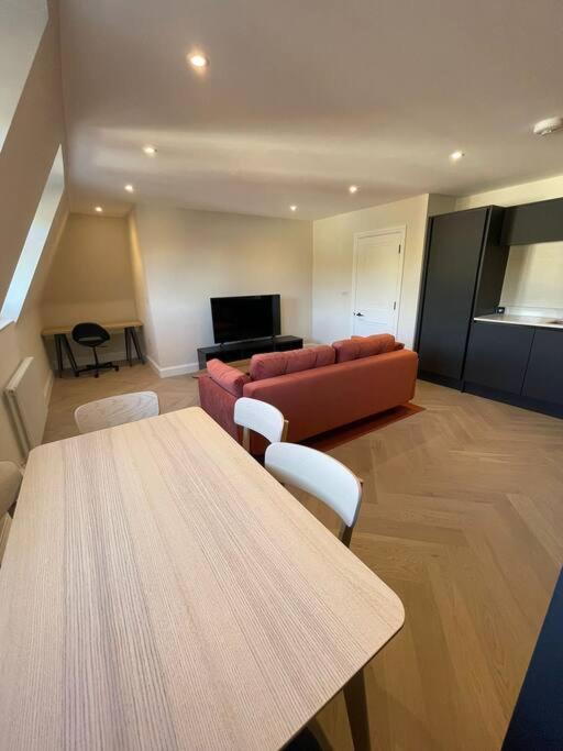 Apartments In The Heart Of Richmond, London Richmond  Eksteriør billede
